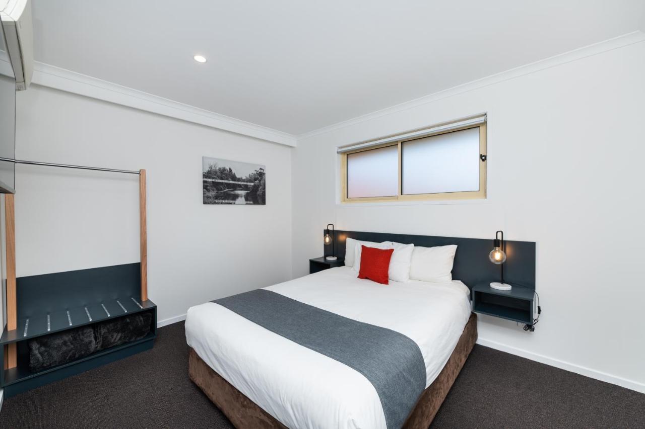 River Motel Queanbeyan Exterior photo